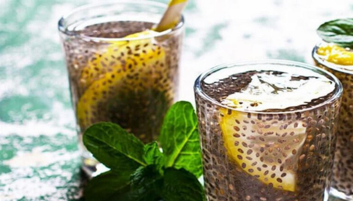 Suco de limão com chia