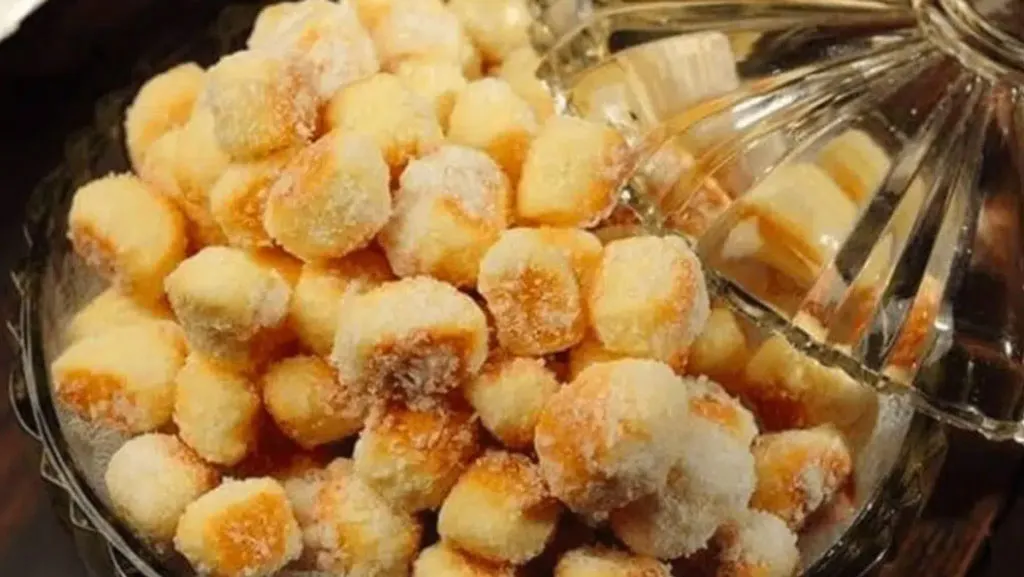 Como fazer biscoitinho mineiro e nozinho assado com leite condensado e coco