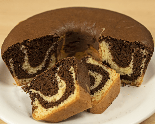 Bolo Mesclado e Bolo de Cenoura com Laranja e Manteiga