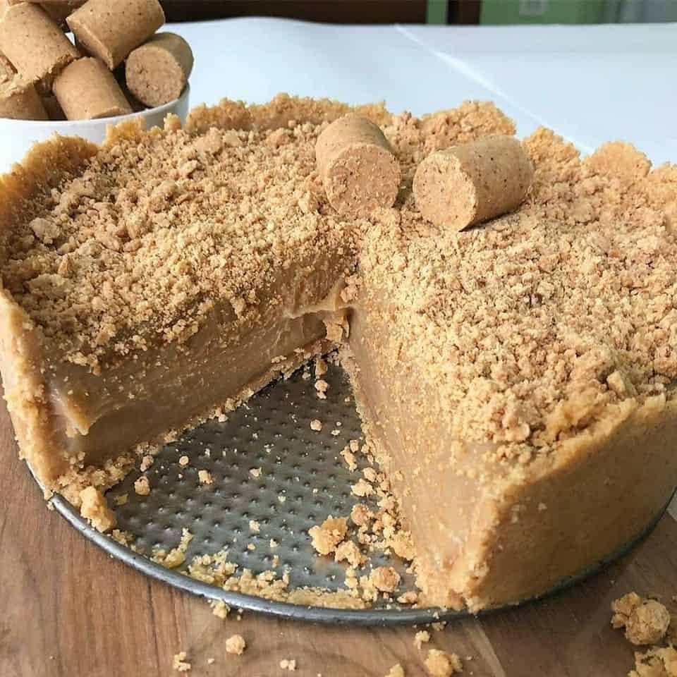 Torta de Brigadeiro de Paçoca e Bolo de Maçã de Liquidificador