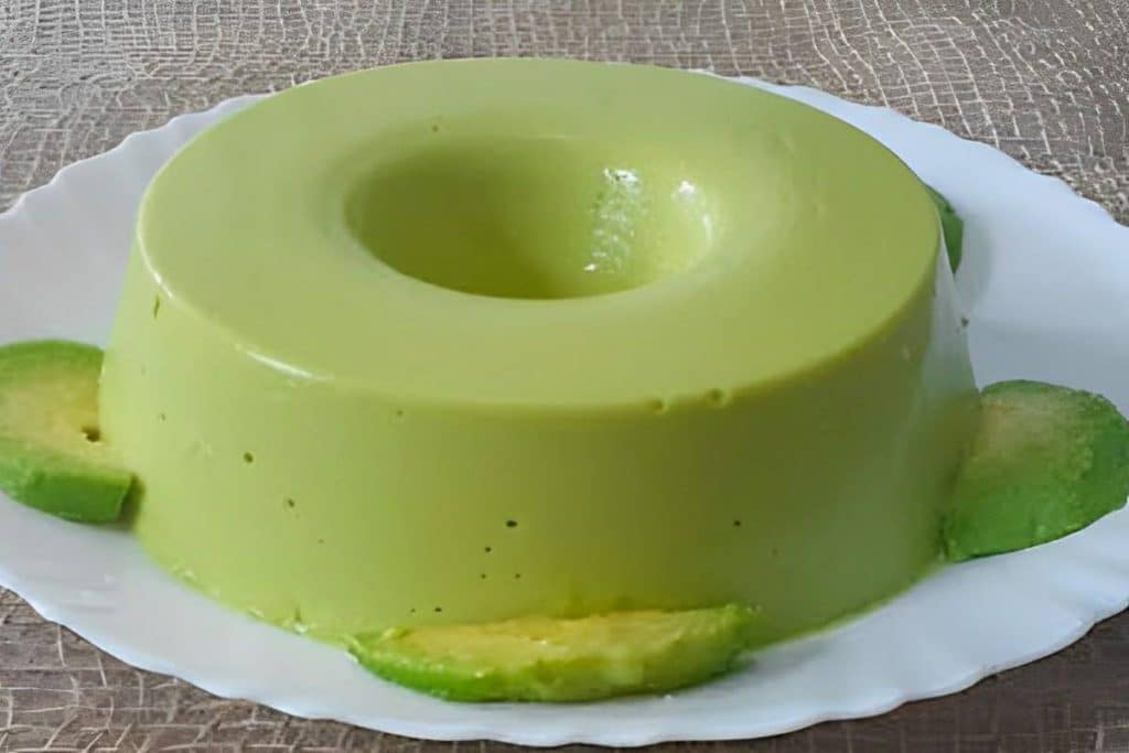 Mousse de Abacate e Mousse de Leite Ninho de Liquidificador